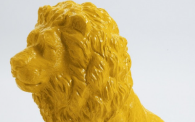 Un lion jaune en Provence, par Giulia